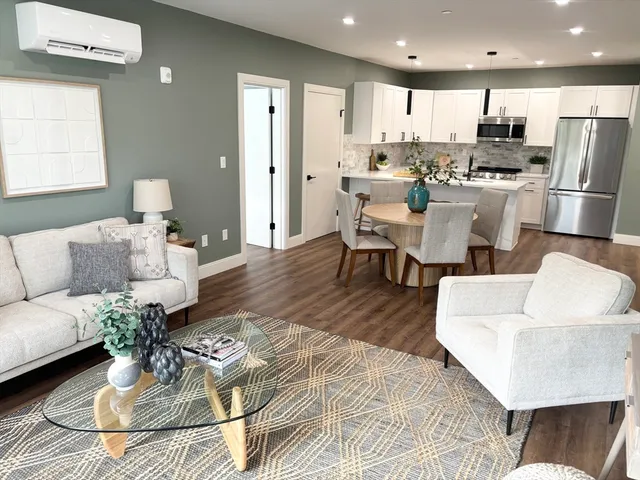 $619,000 | 1391 Main Street, Unit 306, Walpole, MA 02081