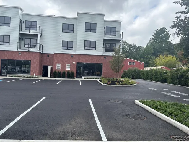 $619,000 | 1391 Main Street, Unit 306, Walpole, MA 02081