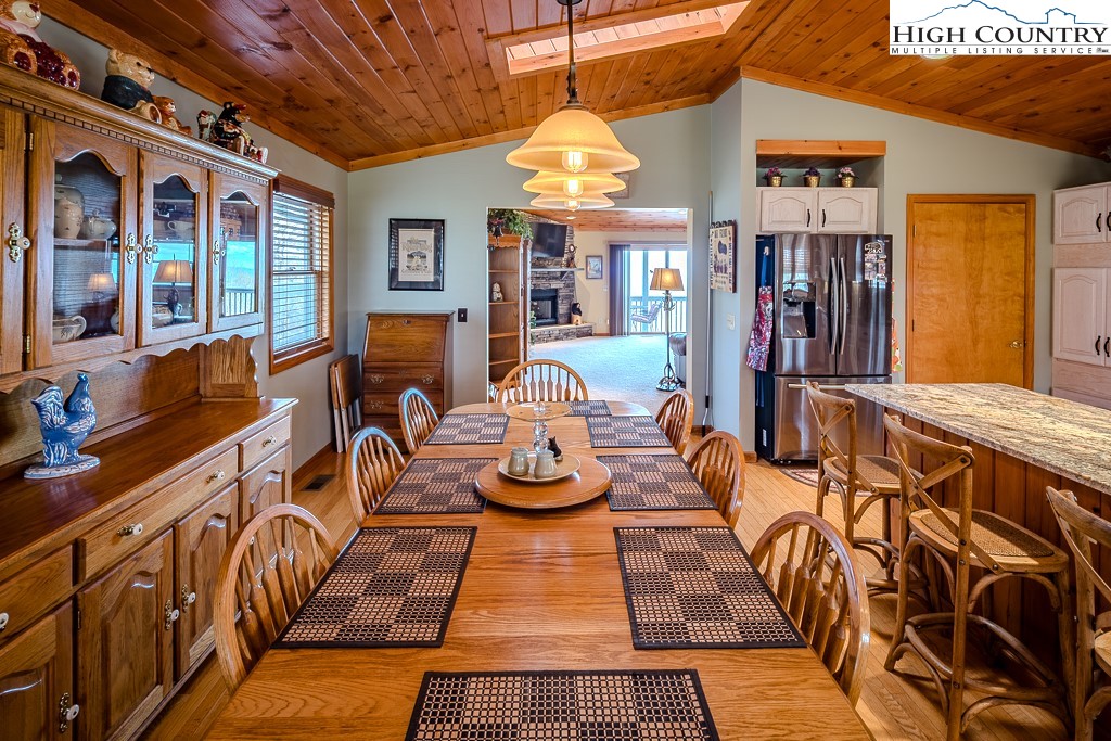 112 North Pinnacle Ridge Road Beech Mountain, NC 28604 - Photo 14 of 37