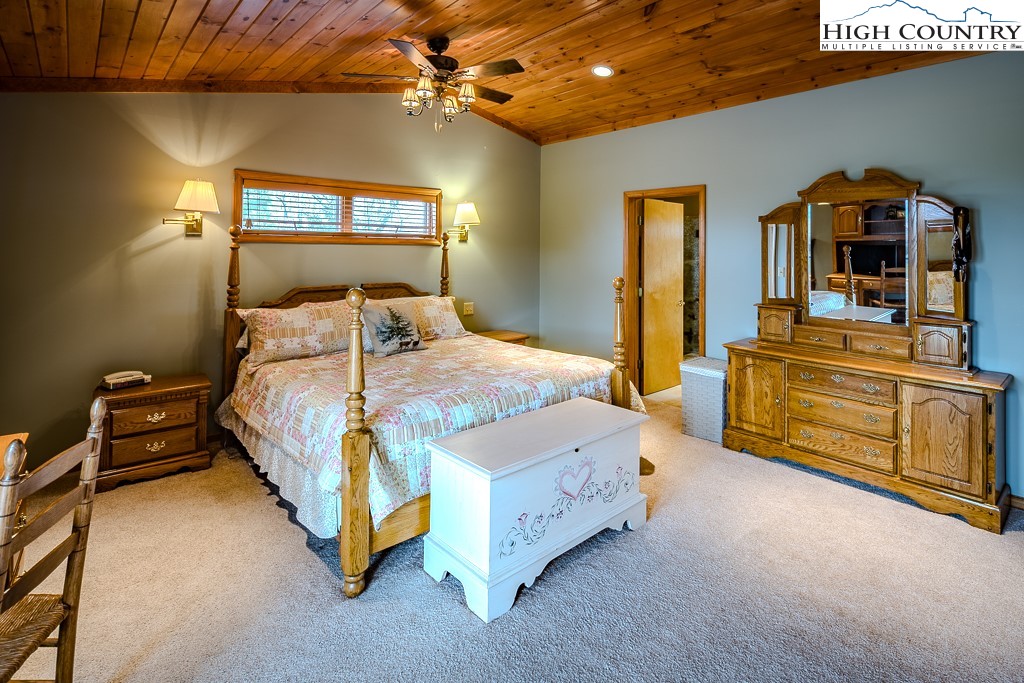 112 North Pinnacle Ridge Road Beech Mountain, NC 28604 - Photo 17 of 37