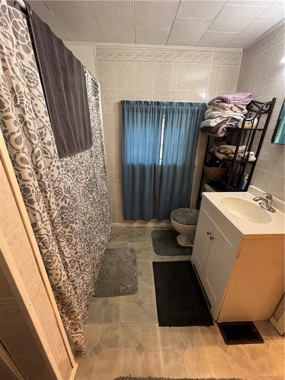 665 West Back Street Rimersburg, PA 16248 - Photo 7 of 14 a bathroom with a sink and a mirror