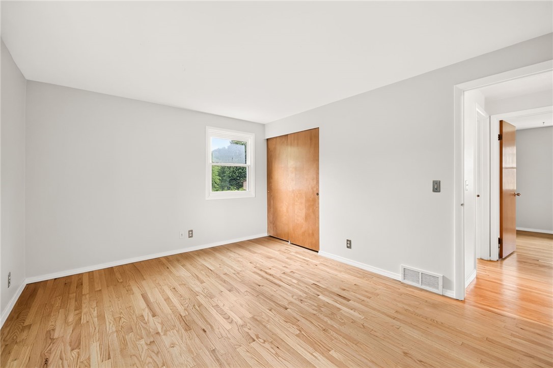60 Barnfield Road Henrietta, NY 14534 - Photo 17 of 38 Primary Bedroom