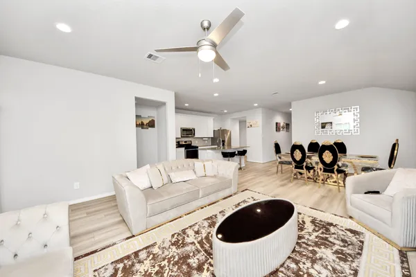$2,300 | 18819 Allendale Forest Drive, Richmond, TX 77407