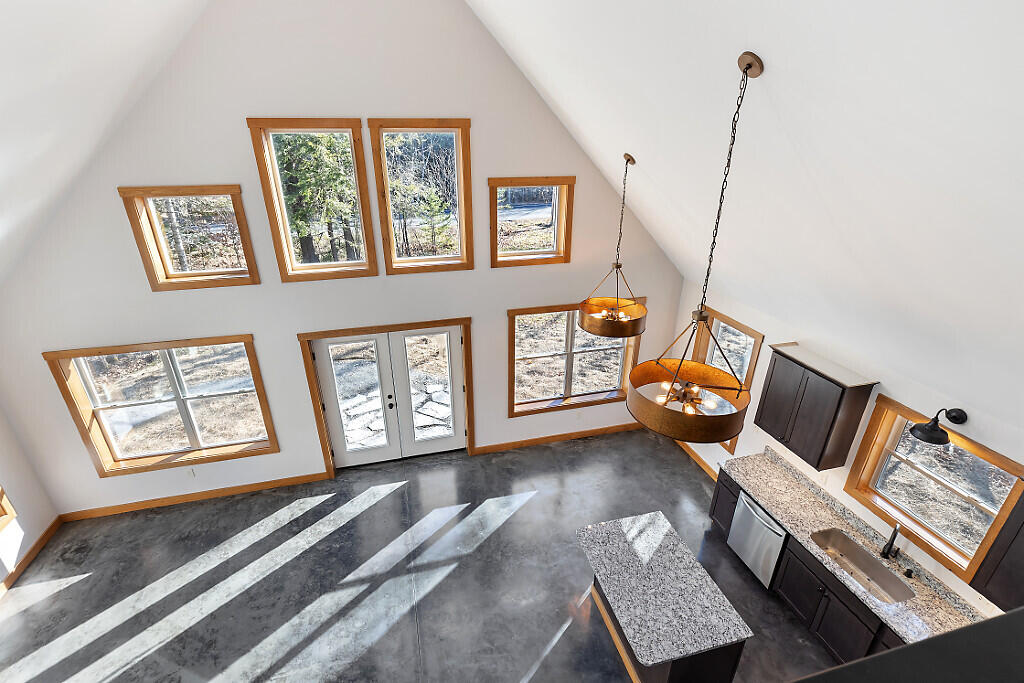 1589 Pond Road Mount Vernon, ME 04352 - Photo 9 of 54 LIVING/KITCHEN