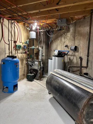 $725,000 | 1686 N Road, Gilead, ME 04217