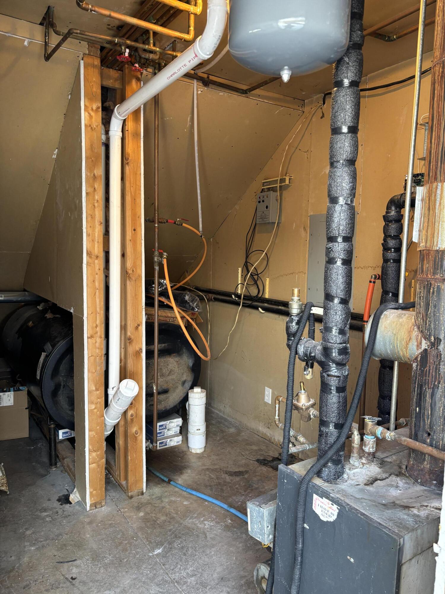 1686 N Road Gilead, ME 04217 - Photo 57 of 71 IMG_5003