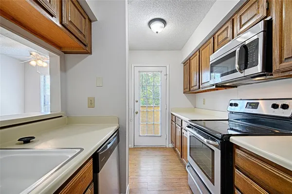 $156,000 | 2109 Rainbow Drive, Unit 4420, Arlington, TX 76011