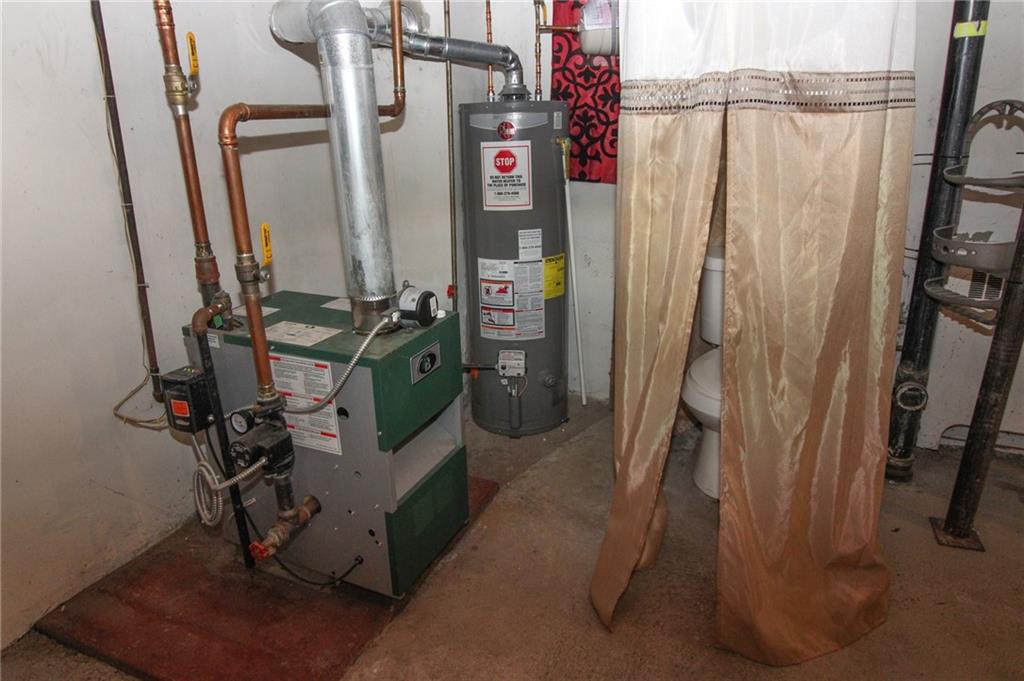 1443 State Avenue Coraopolis, PA 15108 - Photo 16 of 20