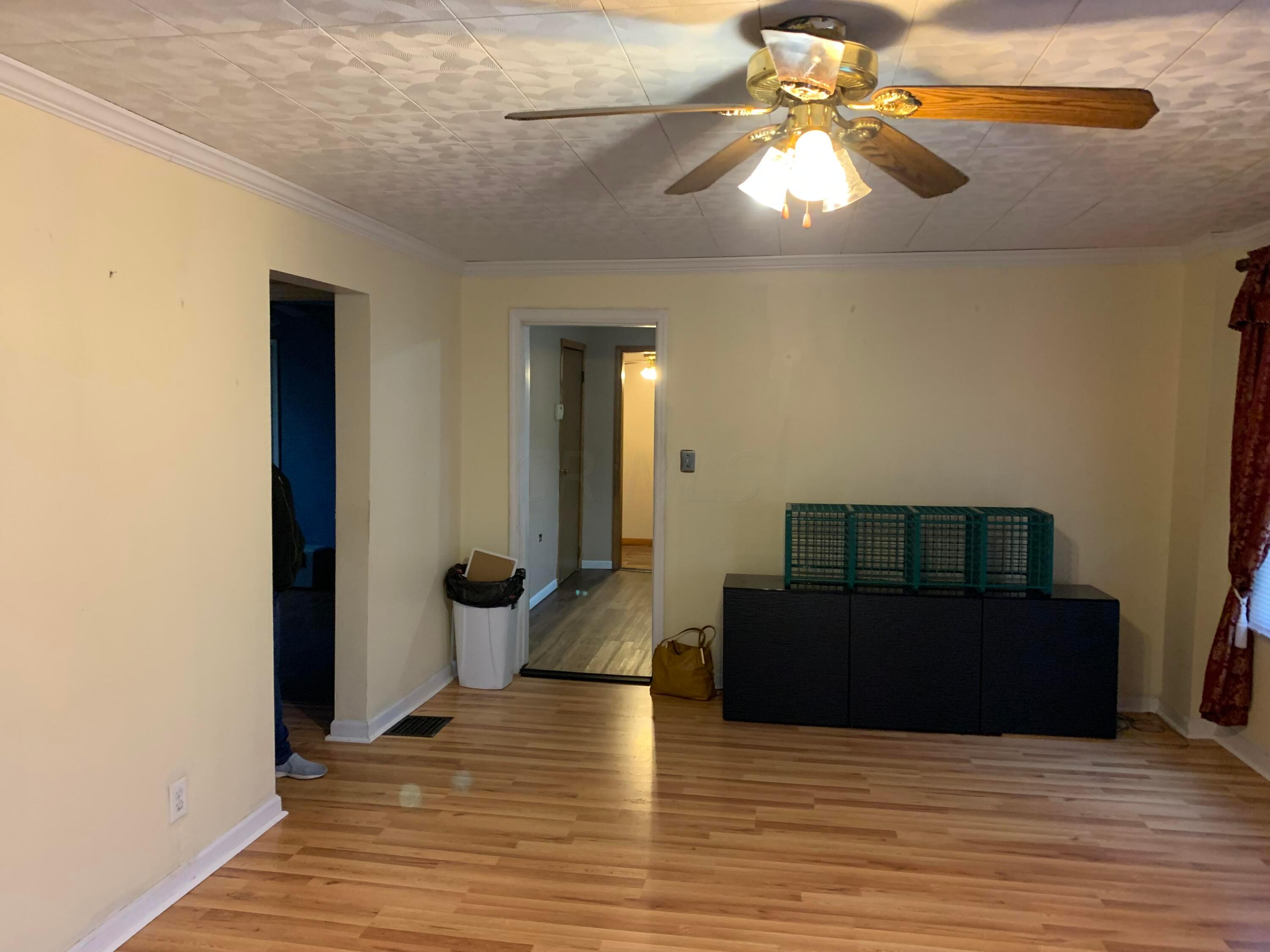 3429 Lewis Road Columbus, OH 43207 - Photo 16 of 21 IMG-1491