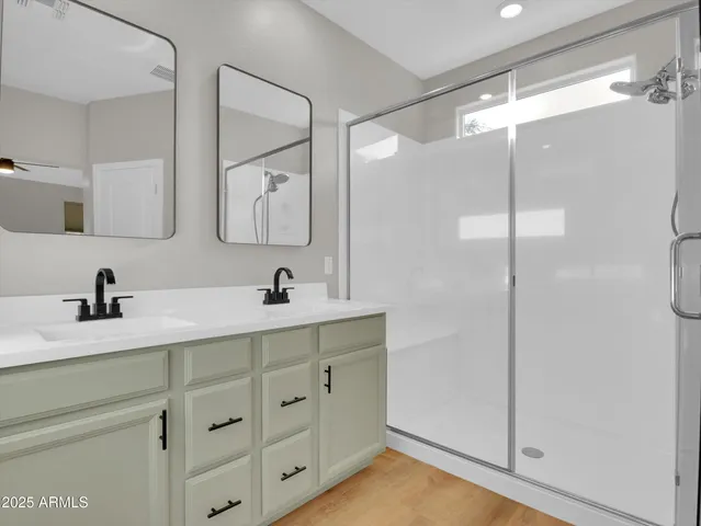 $2,200 | 3405 West Alta Vista Road, Phoenix, AZ 85041