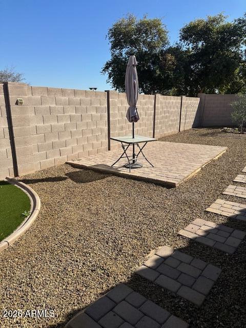 3405 West Alta Vista Road Phoenix, AZ 85041 - Photo 38 of 40 a view of outdoor space and yard