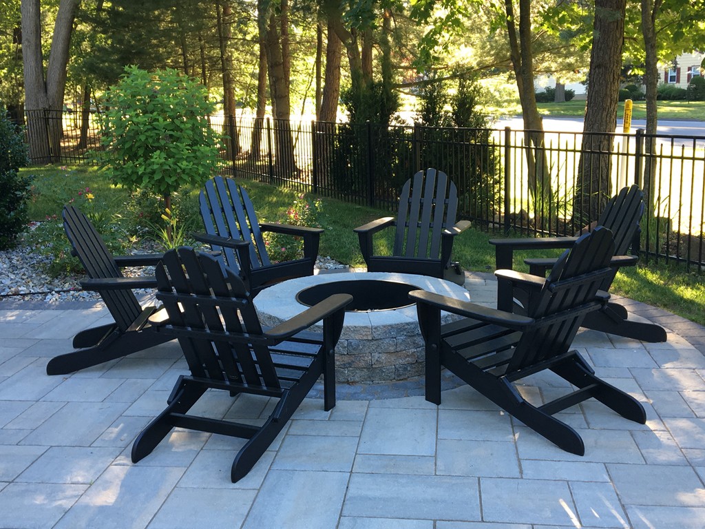 669 Shaker Road Longmeadow, MA 01106 - Photo 7 of 28 a view of a patio with table and chairs and potted plants