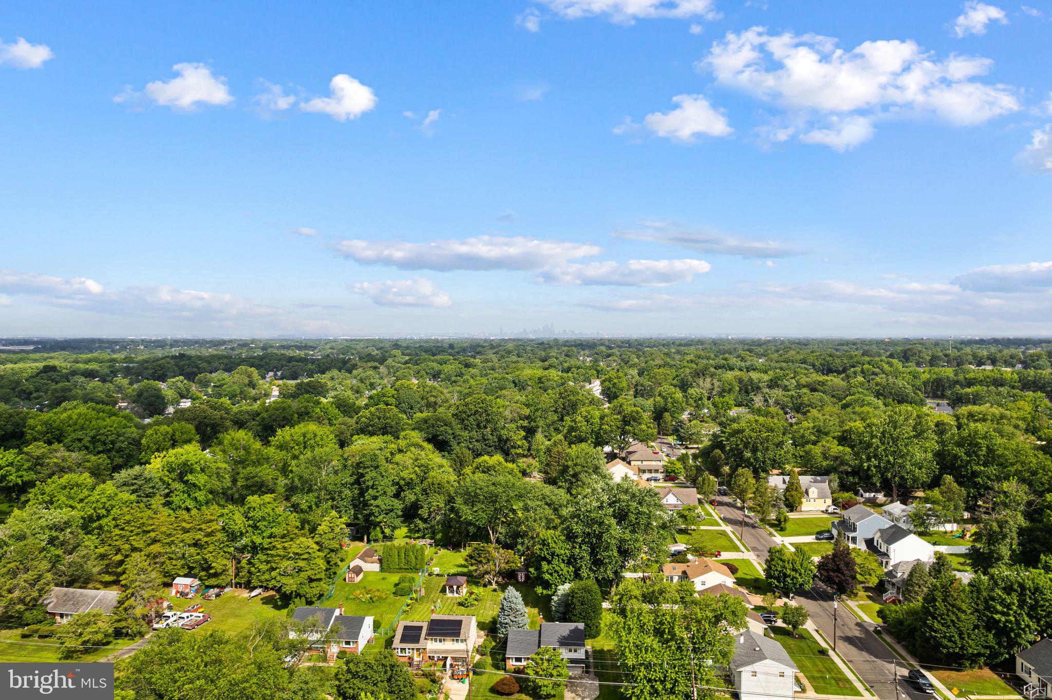 604 Davis Road Barrington, NJ 08007 - Photo 26 of 30 a view of a city