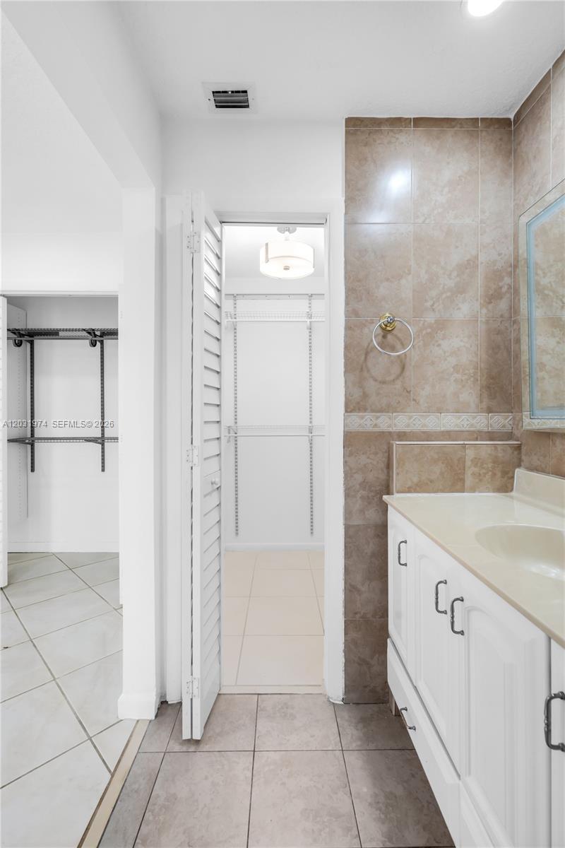 9380 Southwest 134th Street Miami, FL 33176 - Photo 22 of 36 2nd closet nice size walk in
