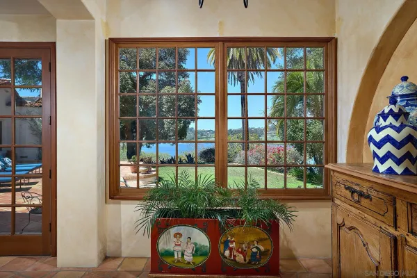 $10,750,000 | 6525 Lago Lindo, Rancho Santa Fe, CA 92067