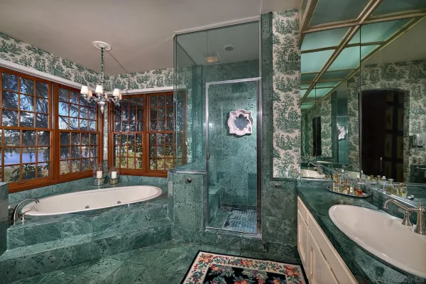 $10,750,000 | 6525 Lago Lindo, Rancho Santa Fe, CA 92067
