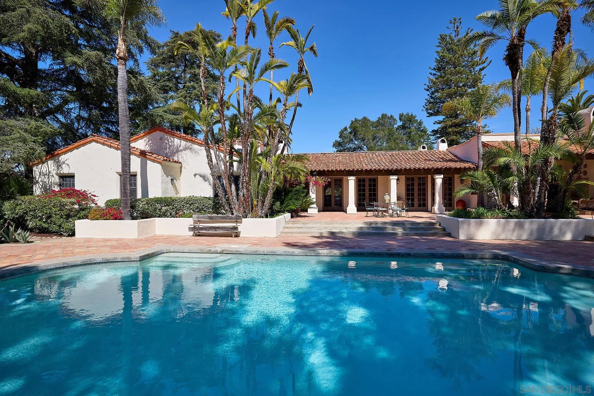 6525 Lago Lindo Rancho Santa Fe, CA 92067 - Photo 40 of 47 Enjoy your private retreat poolside.