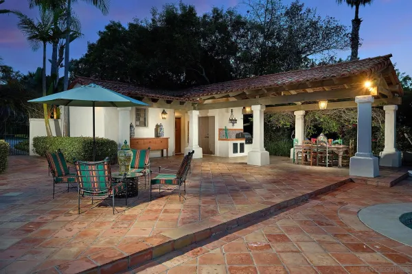 $10,750,000 | 6525 Lago Lindo, Rancho Santa Fe, CA 92067