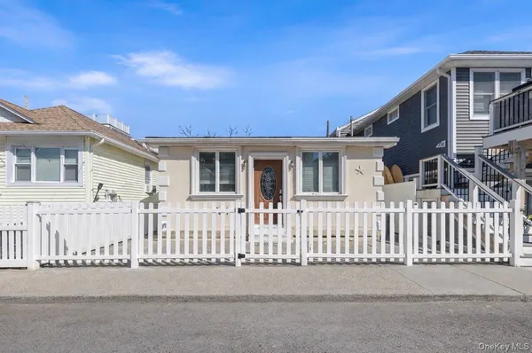 $3,500 | 100 Vermont Street, Long Beach, NY 11561