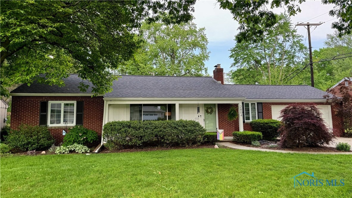 2804 Evergreen Road Toledo, OH 43606 - Photo 1 of 36 Front