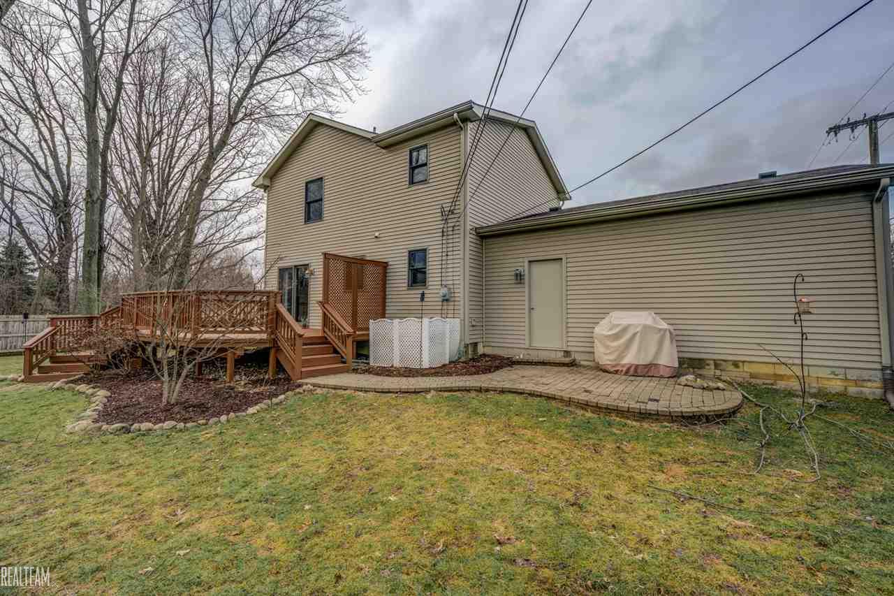 1753 Ruby Avenue Rochester, MI 48309 - Photo 31 of 33 31340721-30.JPG