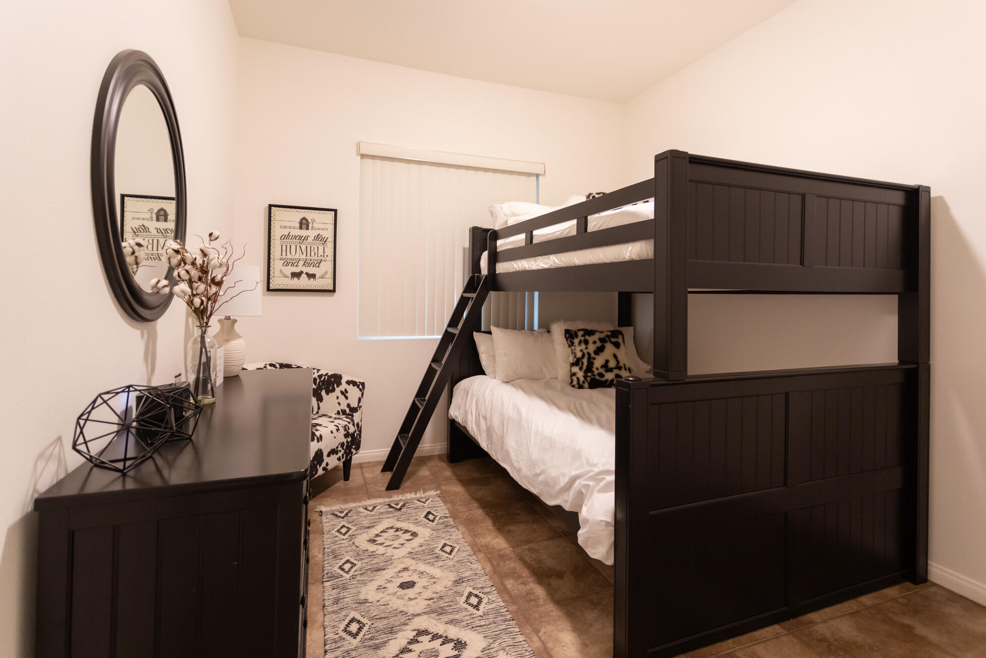 48305 Pic Way Indio, CA 92201 - Photo 65 of 80 a bed room with a bed and a mirror