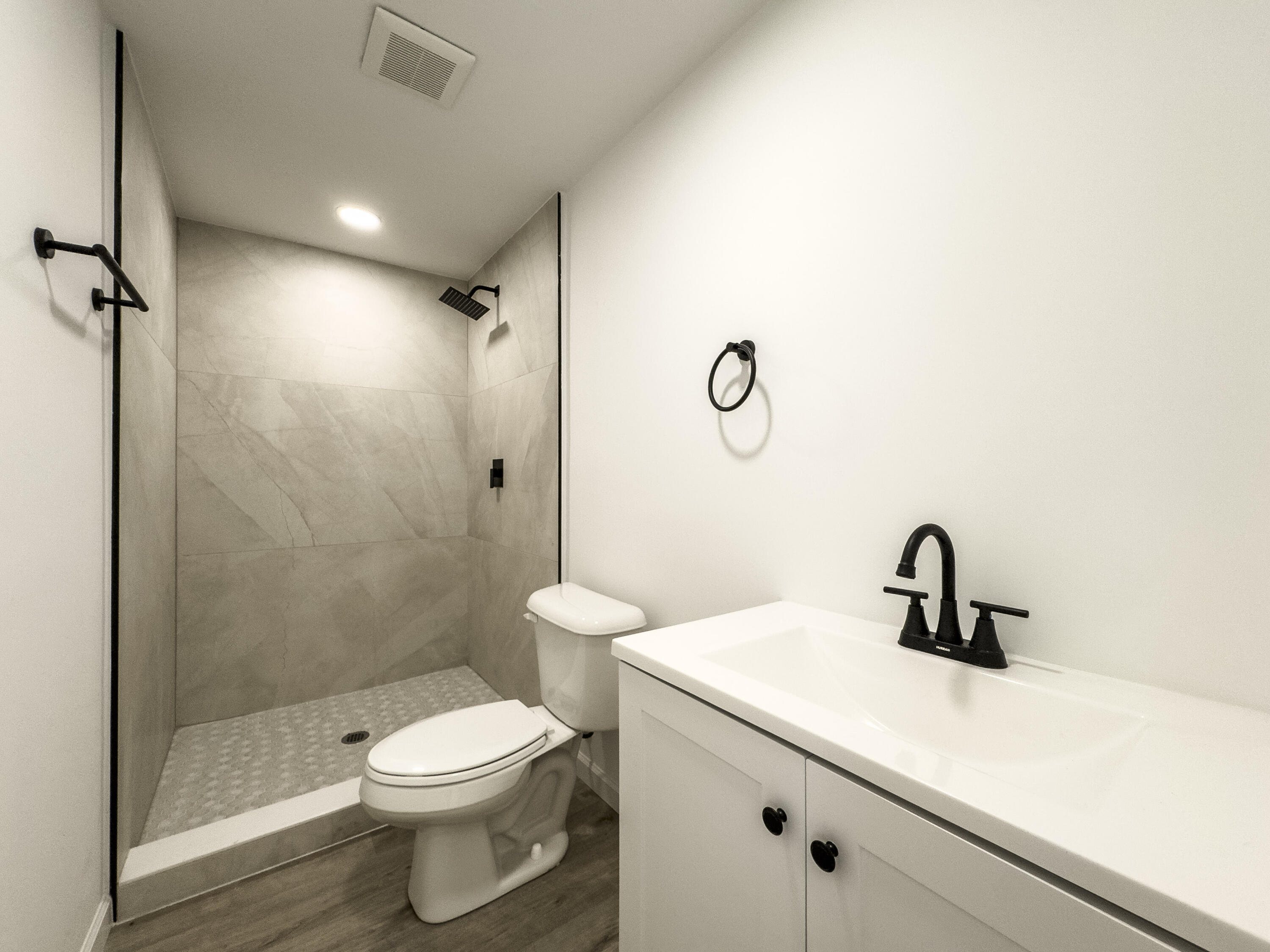 4022 68th Street North, Unit 826 Riviera Beach, FL 33404 - Photo 10 of 13 IMG_4287