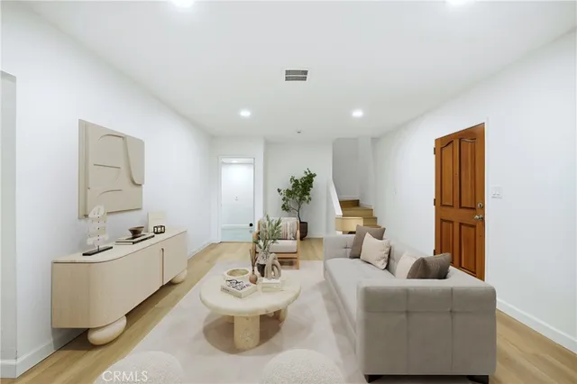 $639,000 | 746 Garfield Avenue, Unit 2, Pasadena, CA 91104