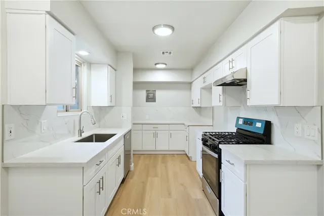 $639,000 | 746 Garfield Avenue, Unit 2, Pasadena, CA 91104