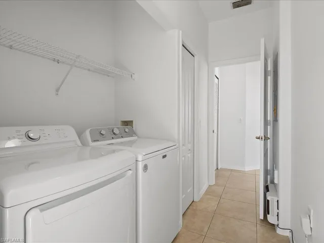 $419,000 | 1981 Crestview Way, Unit 139, Naples, FL 34119