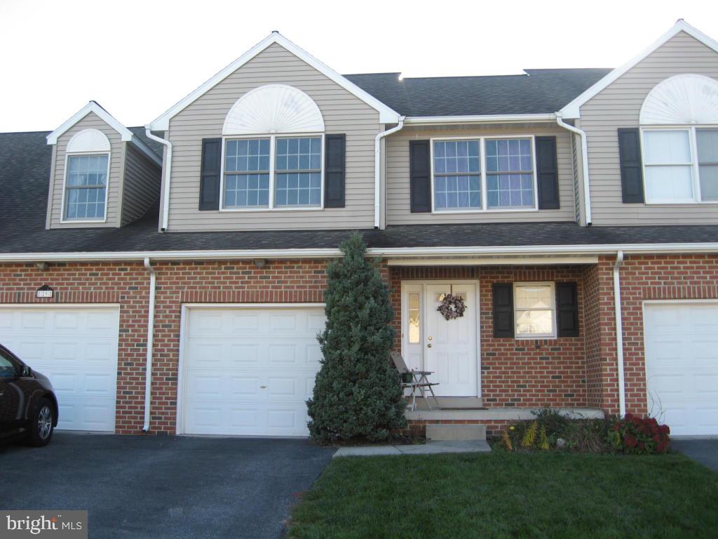 27 Spring Street Mountville, PA 17554 - Photo 1 of 27 Gallery Image 1