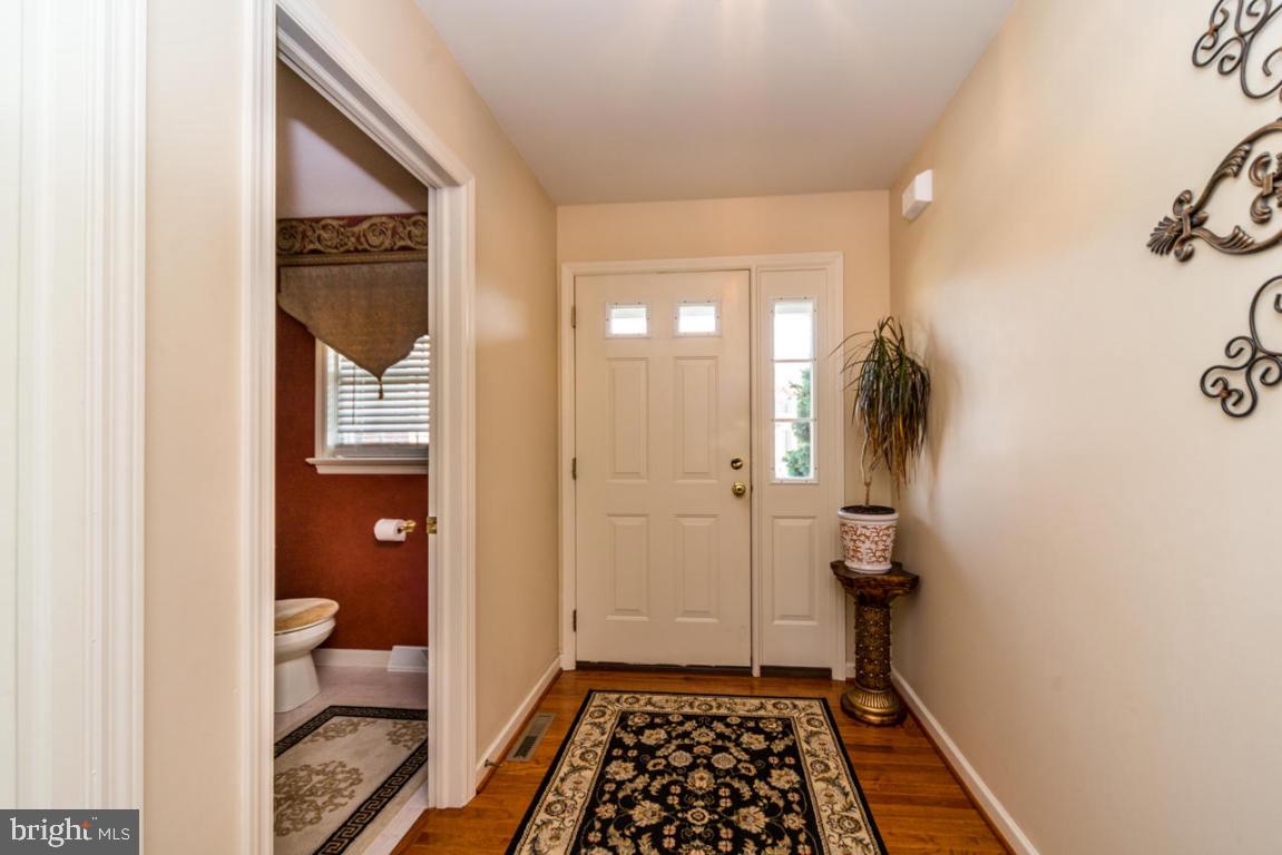 27 Spring Street Mountville, PA 17554 - Photo 3 of 27 Gallery Image 3