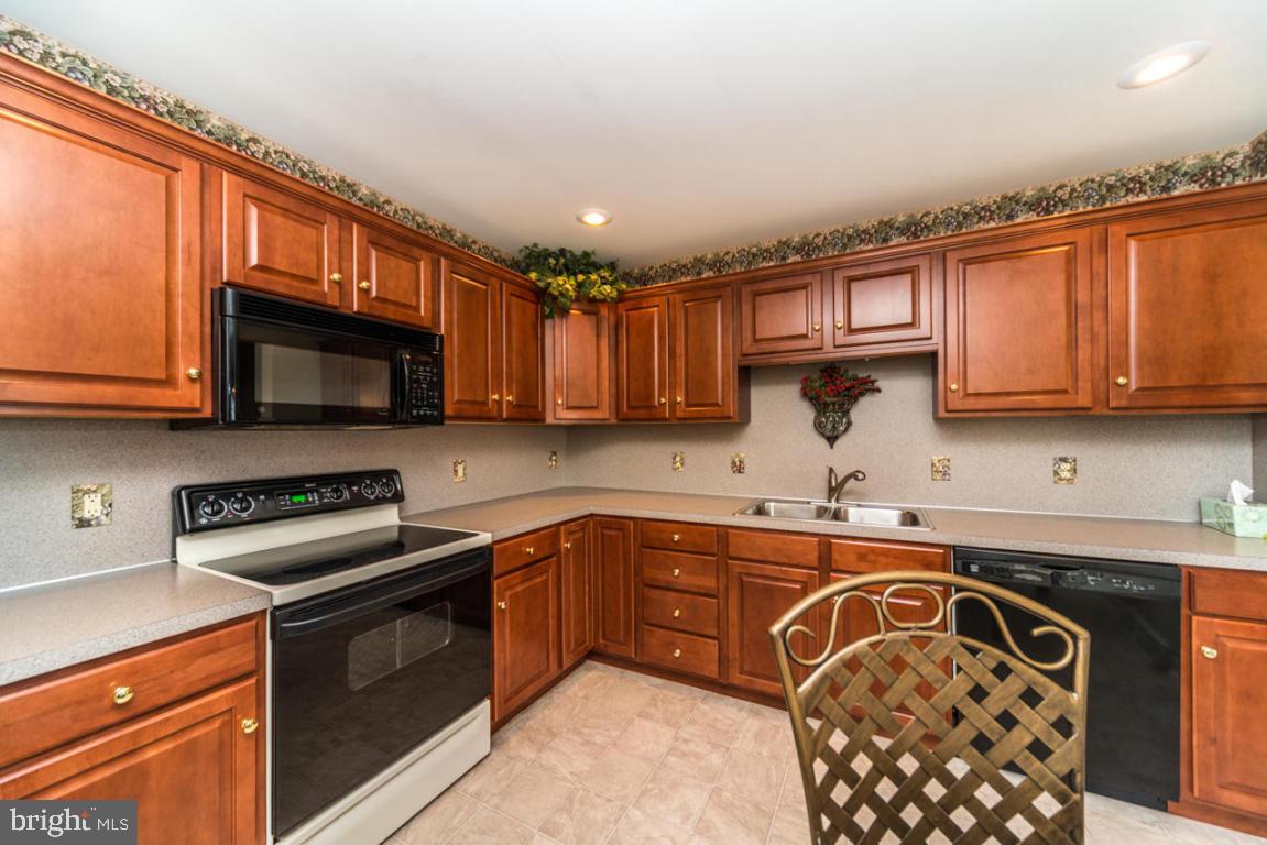 27 Spring Street Mountville, PA 17554 - Photo 10 of 27 Gallery Image 10