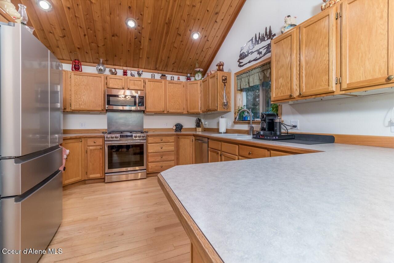 493 Rim Drive Moyie Springs, ID 83845 - Photo 12 of 59 493Rim00012