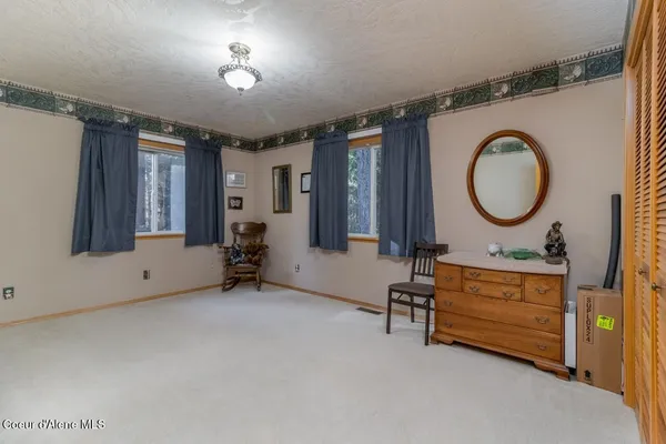 $890,000 | 493 Rim Drive, Moyie Springs, ID 83845
