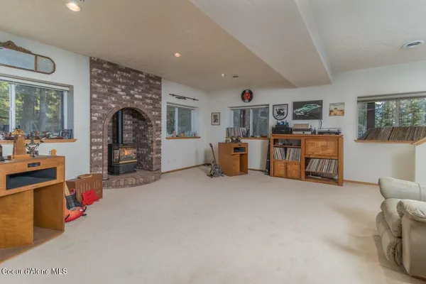 $890,000 | 493 Rim Drive, Moyie Springs, ID 83845