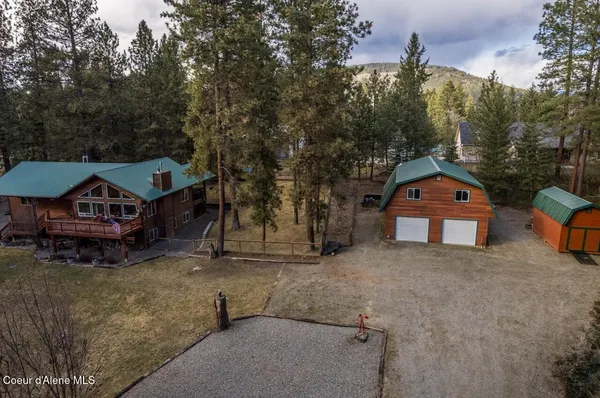 $890,000 | 493 Rim Drive, Moyie Springs, ID 83845