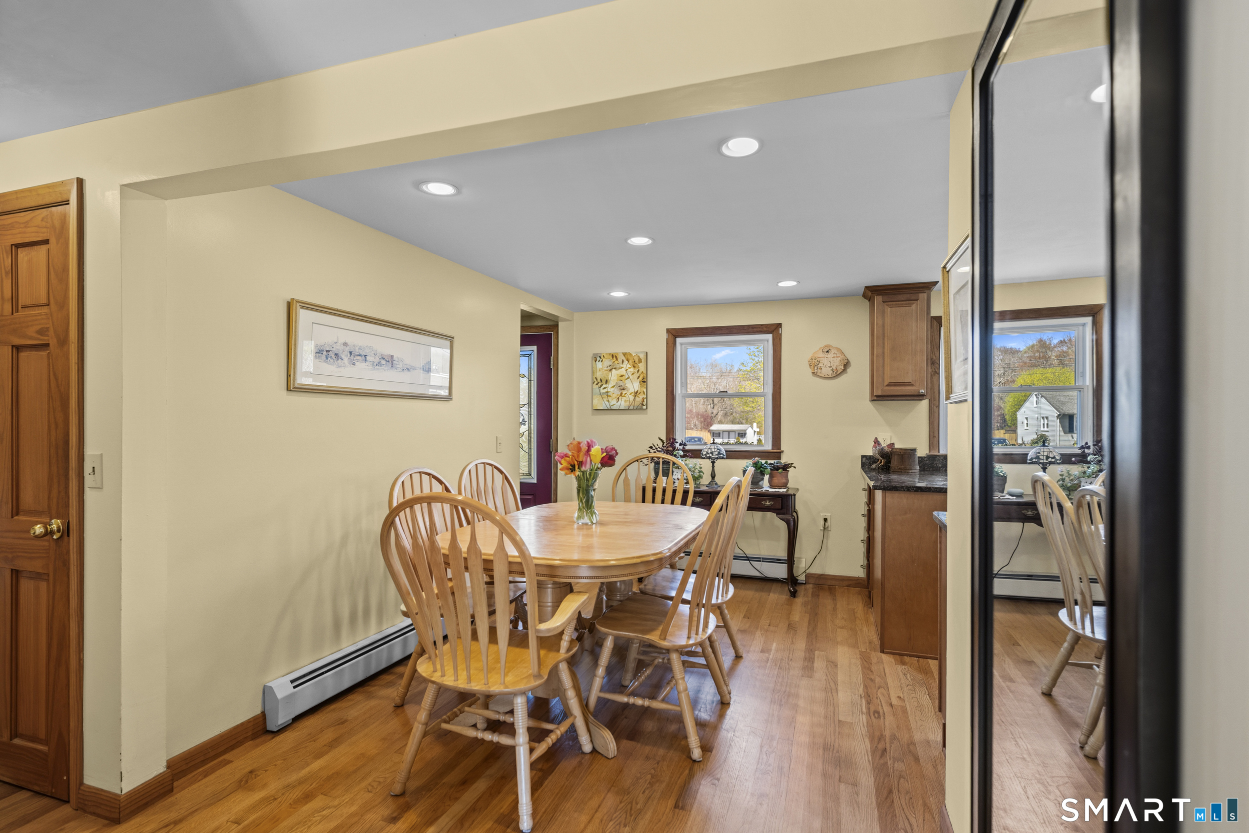 1309 Flanders Road Groton, CT 06355 - Photo 8 of 40