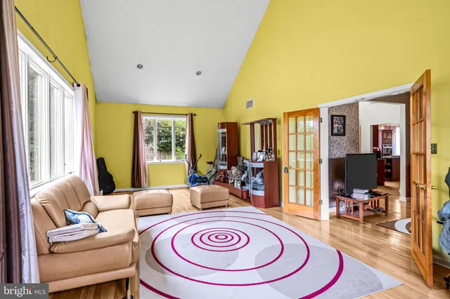 $899,000 | 20 Edelweiss Court, Voorhees, NJ 08043