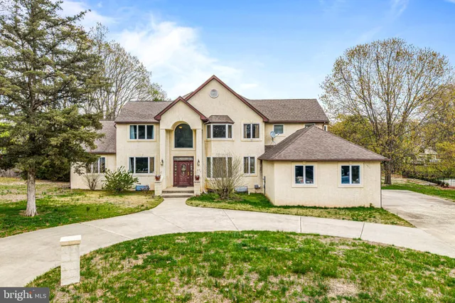 $899,000 | 20 Edelweiss Court, Voorhees, NJ 08043