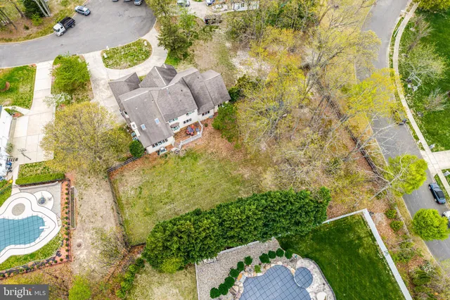 $899,000 | 20 Edelweiss Court, Voorhees, NJ 08043