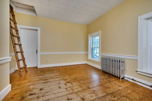 a view of an entryway