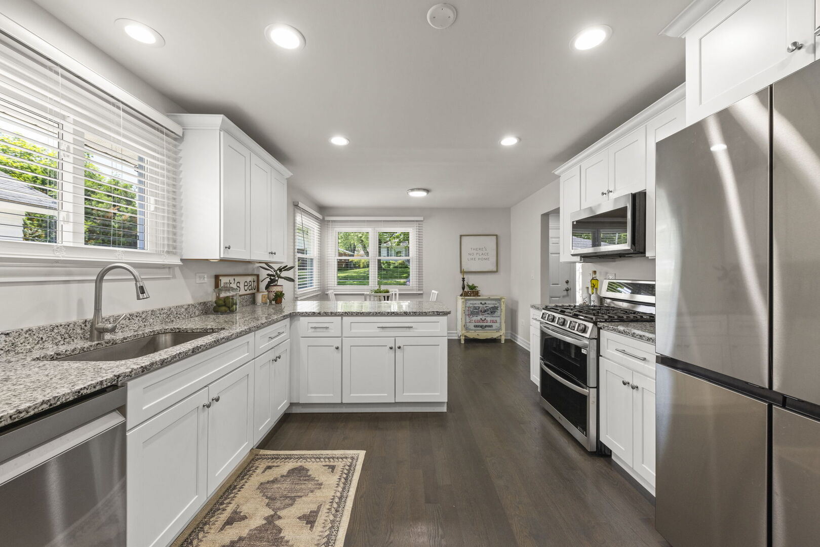 648 South Main Street Naperville, IL 60540 - Photo 12 of 39