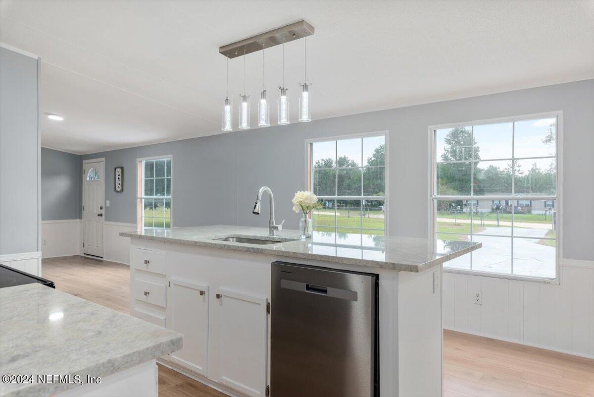 1994 Rose Ridge Court Middleburg, FL 32068 - Photo 15 of 43 Kitchen