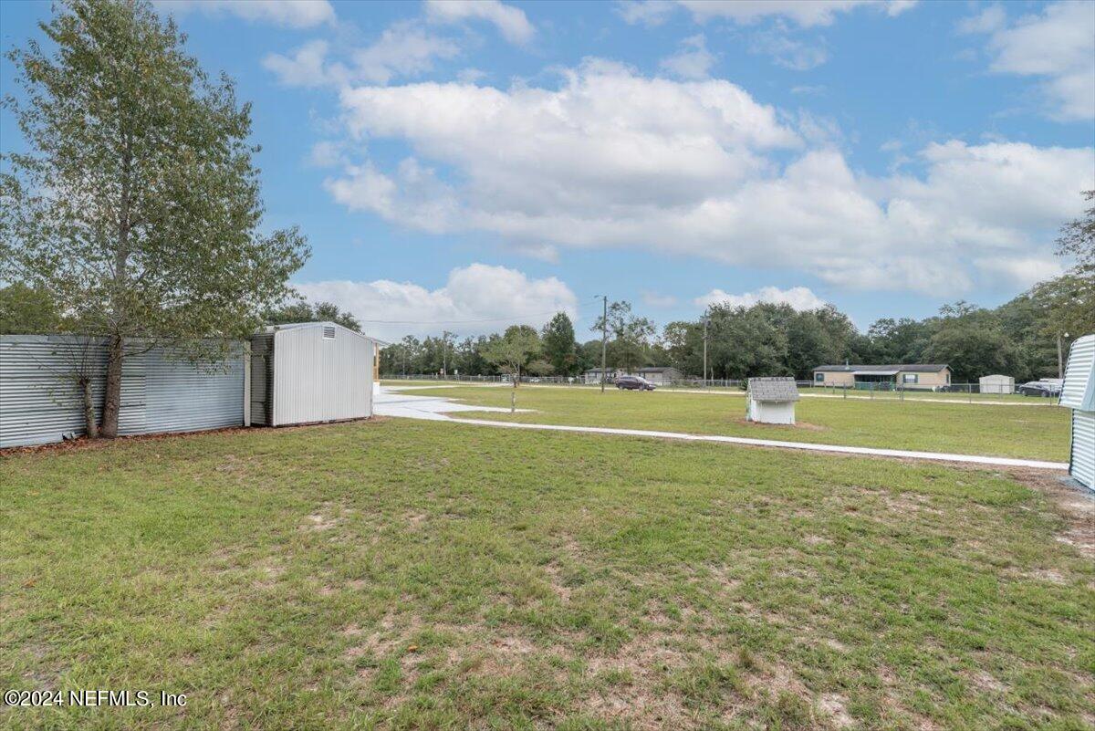 1994 Rose Ridge Court Middleburg, FL 32068 - Photo 32 of 43 Backyard