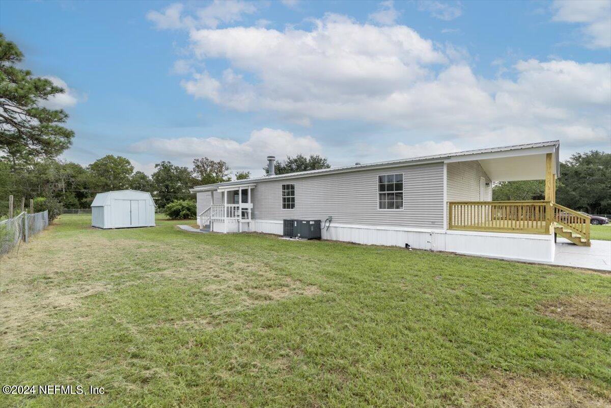 1994 Rose Ridge Court Middleburg, FL 32068 - Photo 37 of 43 Back View
