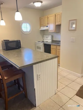 $1,795 | 221 Old Pond Lane, Unit 221, Norwich, CT 06360