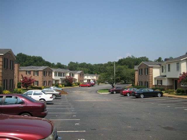215 Duncan Chapel Road, Unit 76 Greenville, SC 29617 - Photo 2 of 2 Gallery Image 2