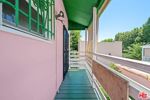 $1,250,000 | 6104 Winans Drive, Los Angeles, CA 90068