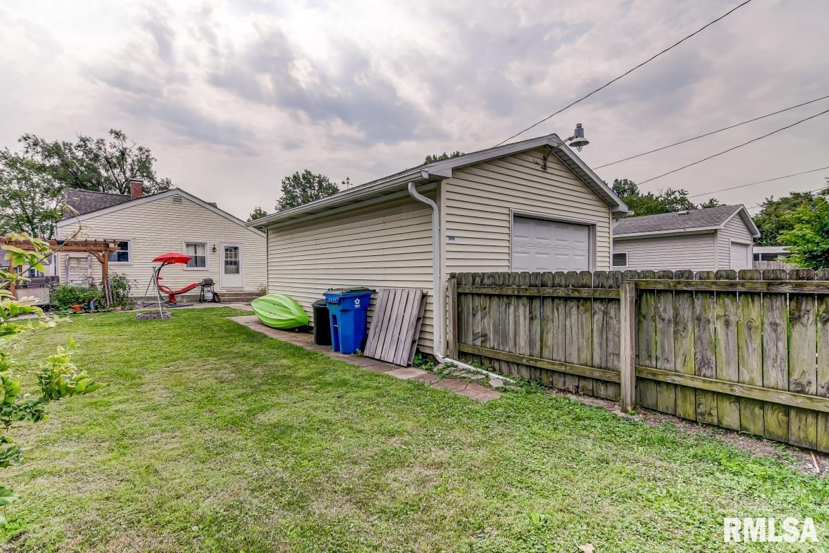 1925 North 22nd Street Springfield, IL 62702 - Photo 27 of 28 Gallery Image 27